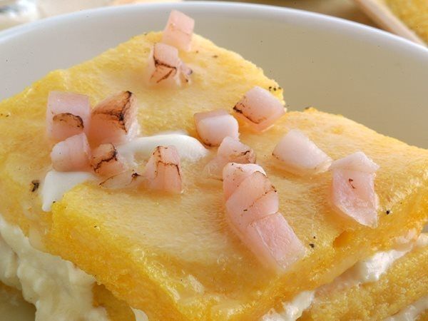 Crostini di polenta, la ricetta gourmet sana e bilanciata - MoltoFood